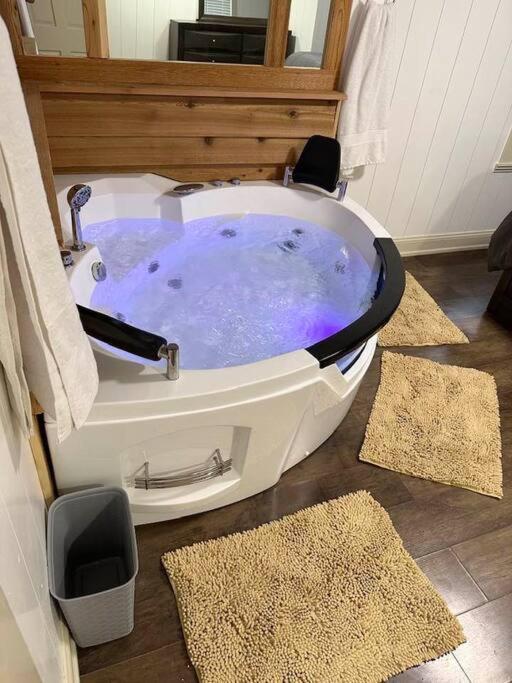 ムアヘッド Hot Tub 5 Bedsアパートメント エクステリア 写真